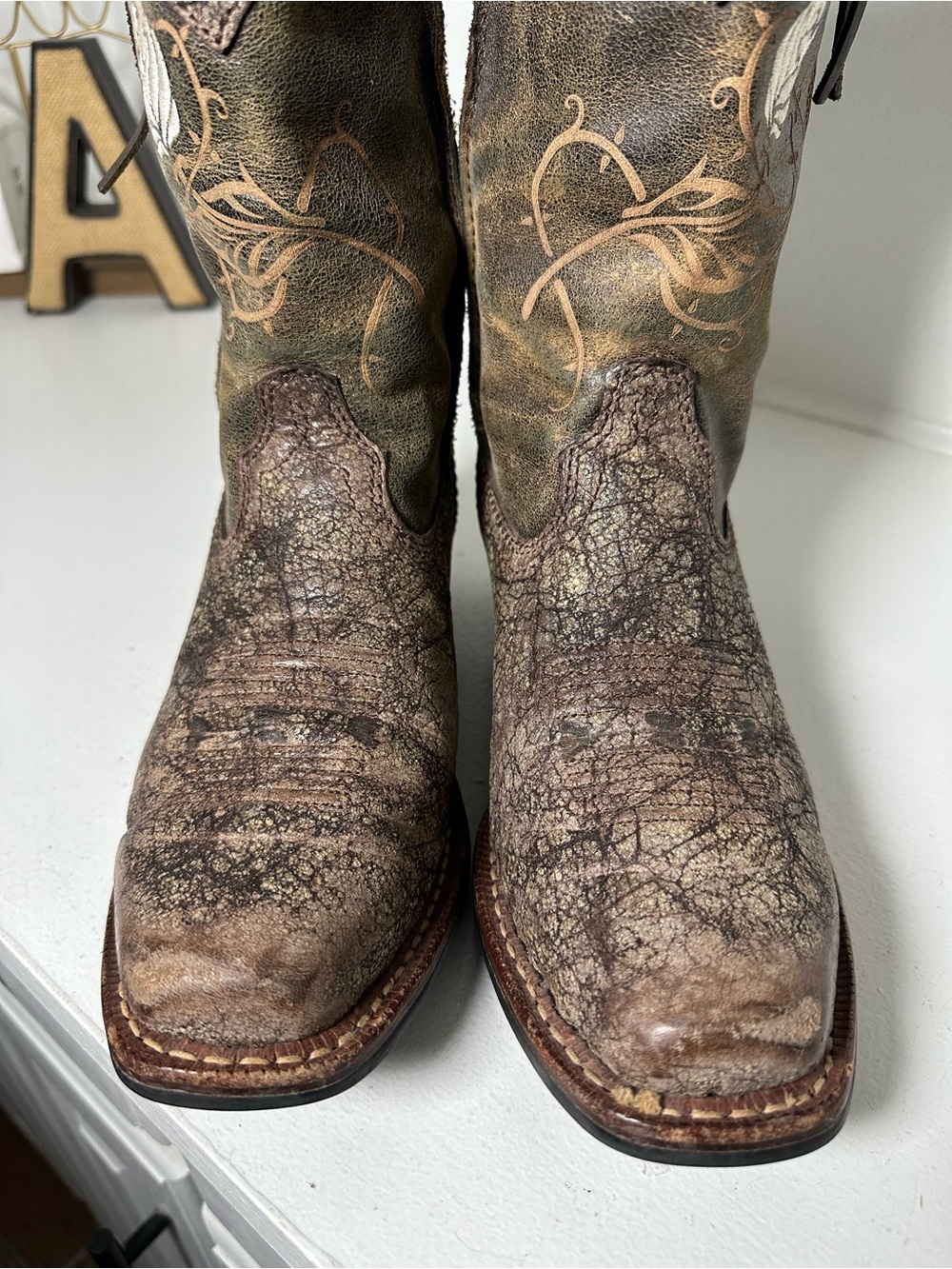 Shyanne Cowboy Boots Womens 8.5 Brown Crackle Leather Rose Embroidered Western - Picture 3 of 9